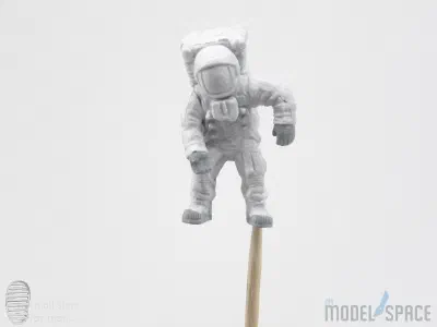 Astronautenfigur in Weiss mit Rückentragesystem