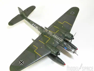 Fertige Heinkel He 115 auf ihren Schwimmern